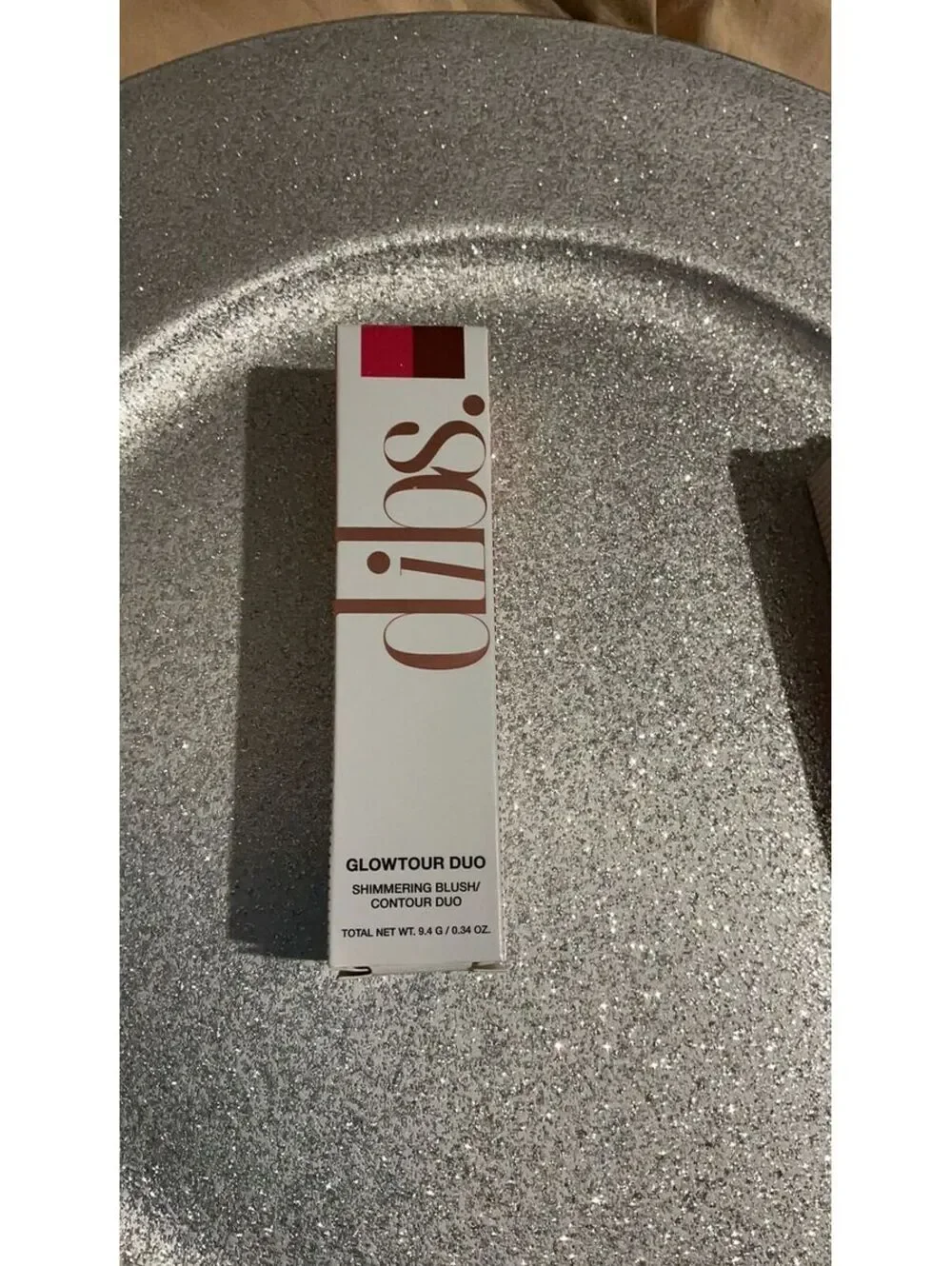 DIBS Beauty Glowtour in Pink $38.00 retail